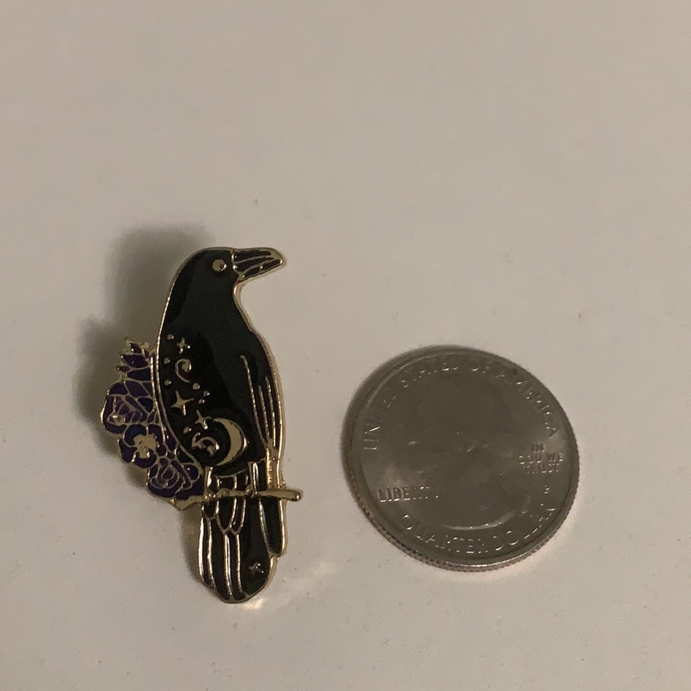 Black Raven with Floral Details Enamel Pin - Picture 2 of 2